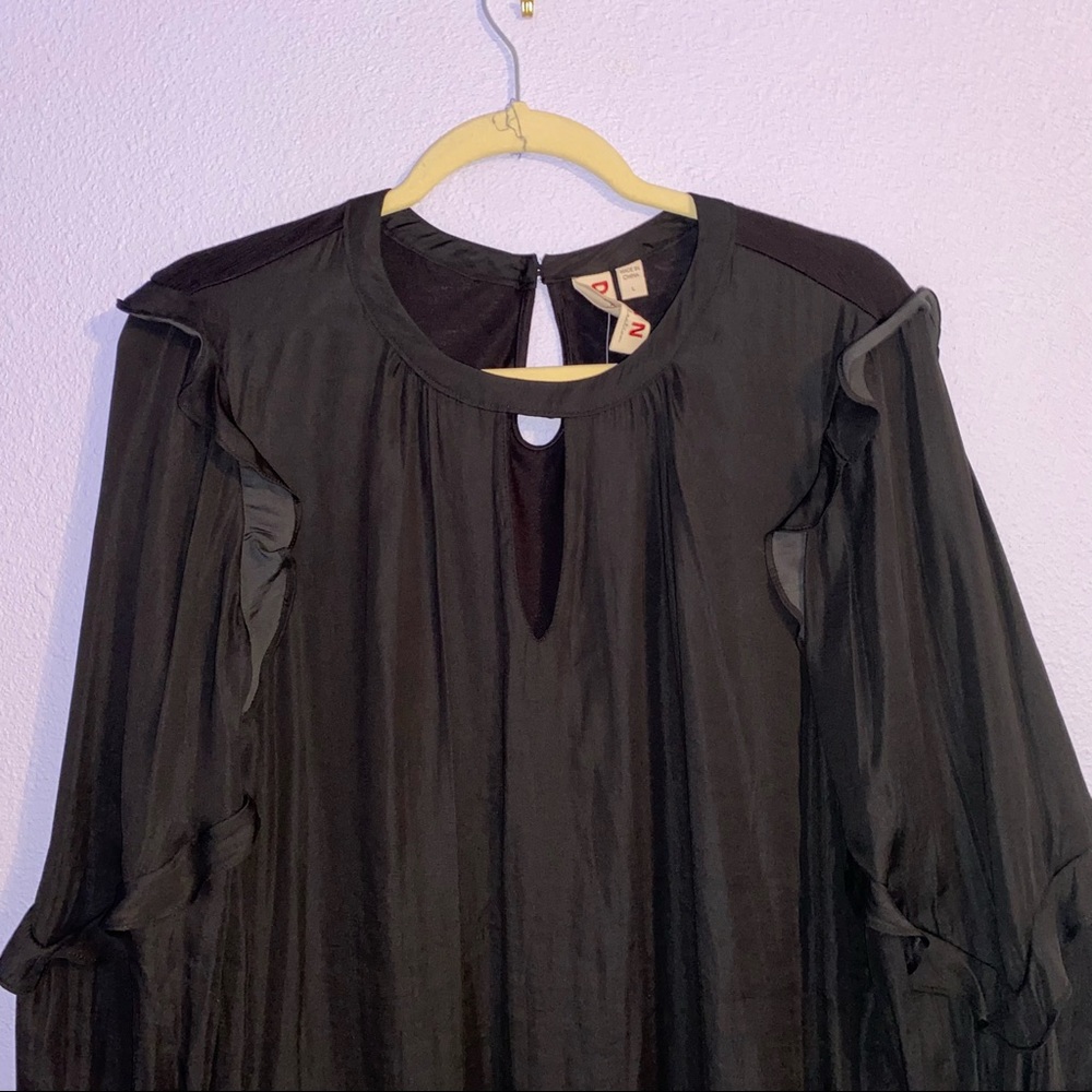 Araminta Ruffle Top by Dolan - Picture 10 of 11